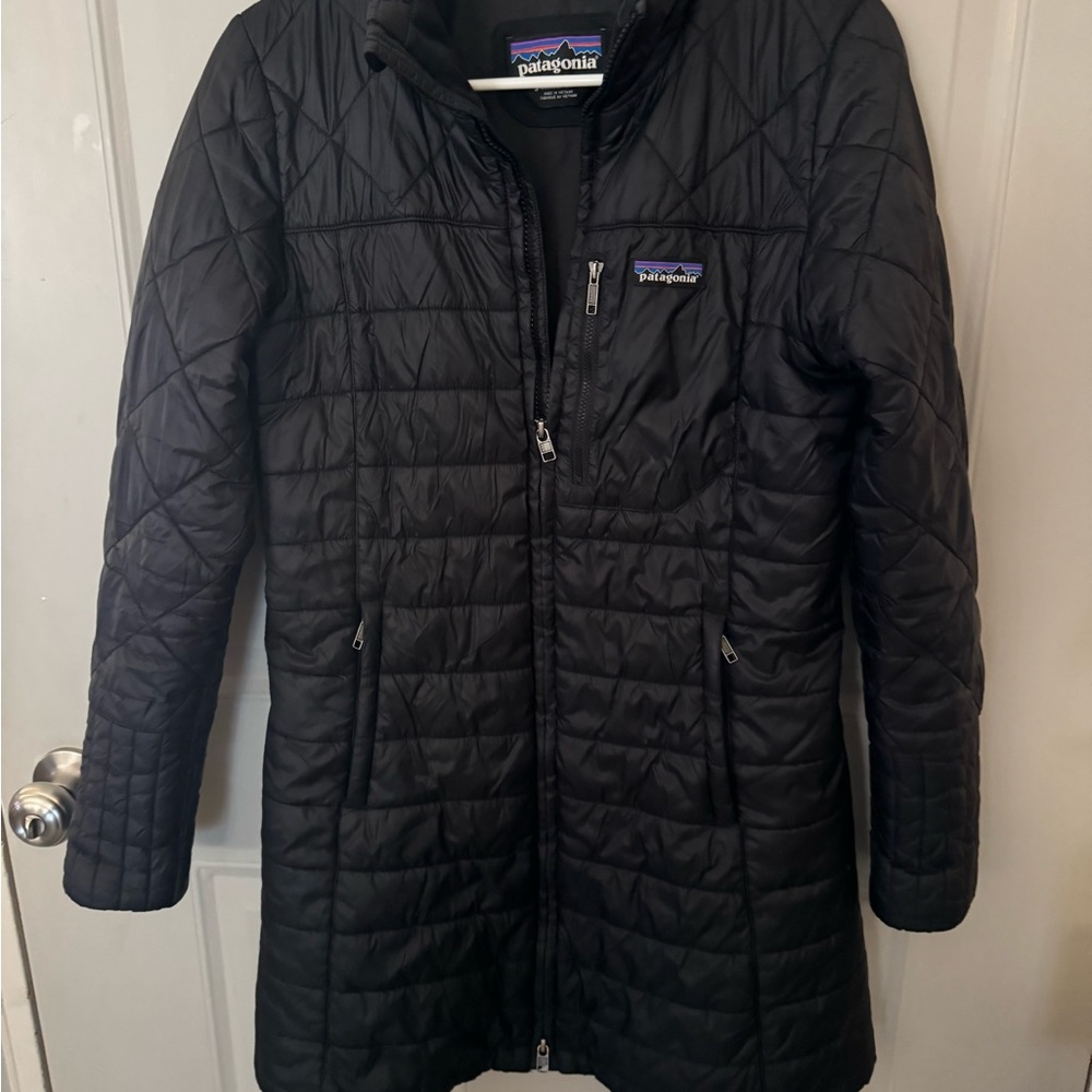 Patagonia Women's Black Puffer Jacket